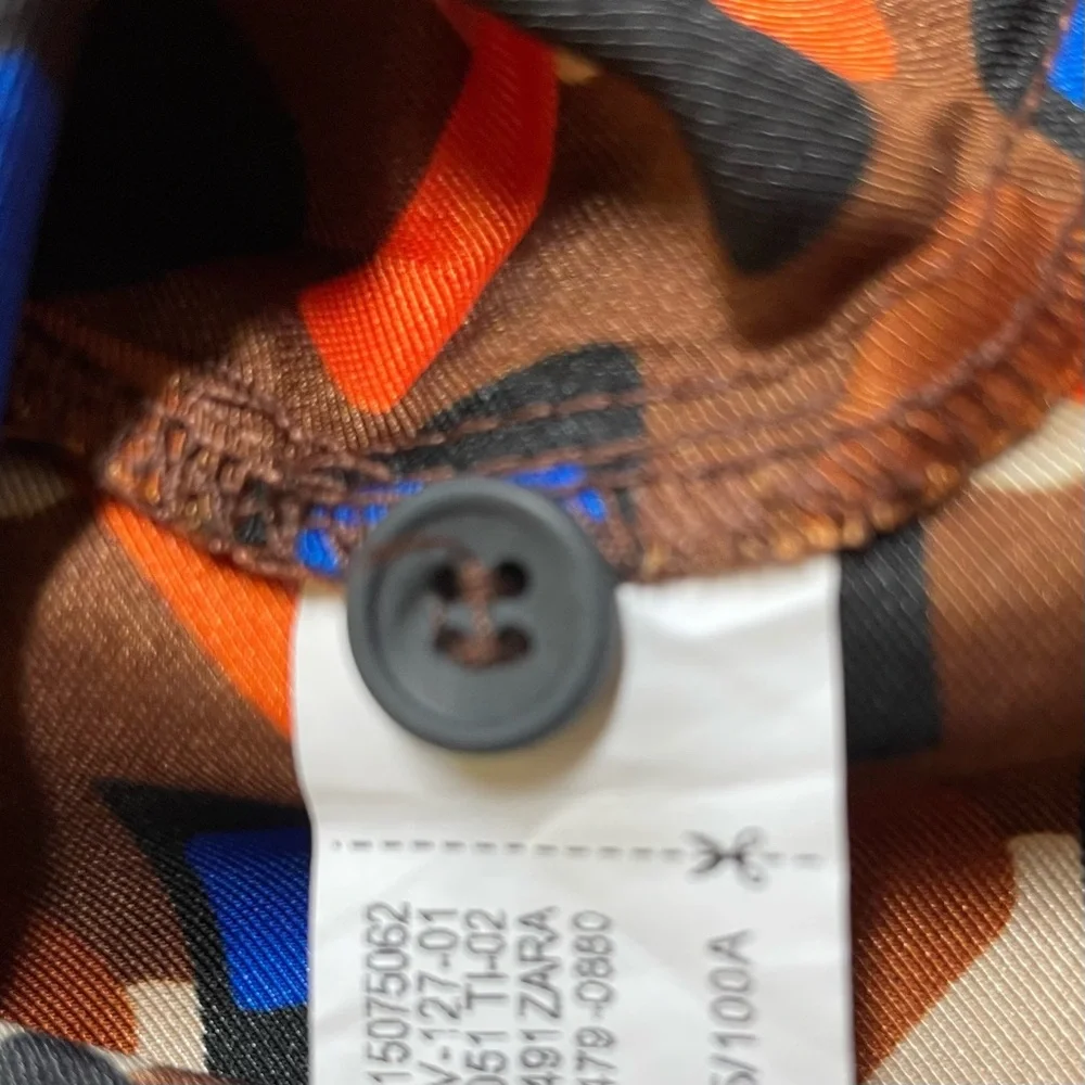 Zara Multicolor Geometric Blouse - Picture 13 of 13